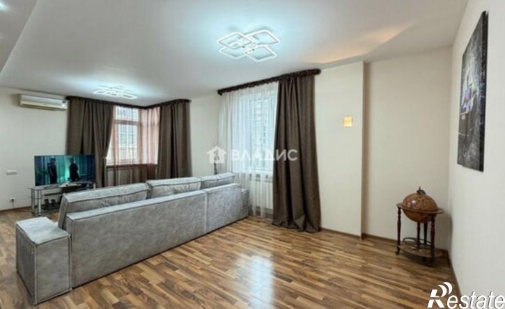 4-комн квартира ул Рихарда Зорге, 70,  д. 70