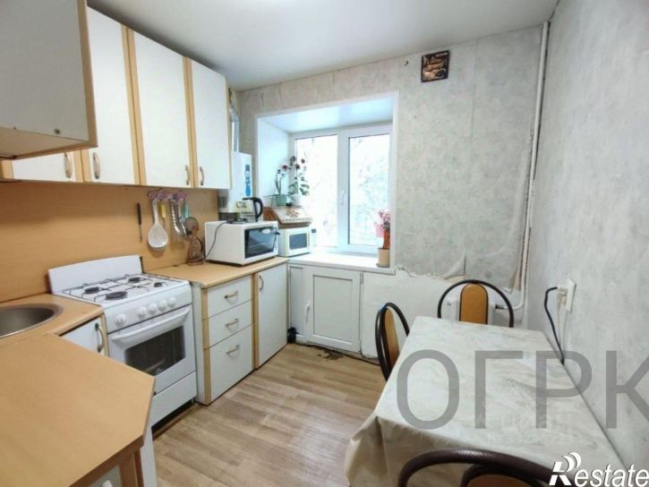 2-комн квартира ул 50-летия Октября, 18,  д. 18