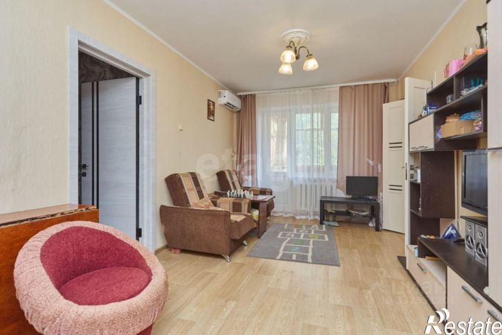 3-комн квартира ул Красина, 15,  д. 15
