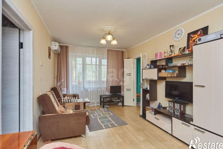 3-комн квартира ул Красина, 15,  д. 15