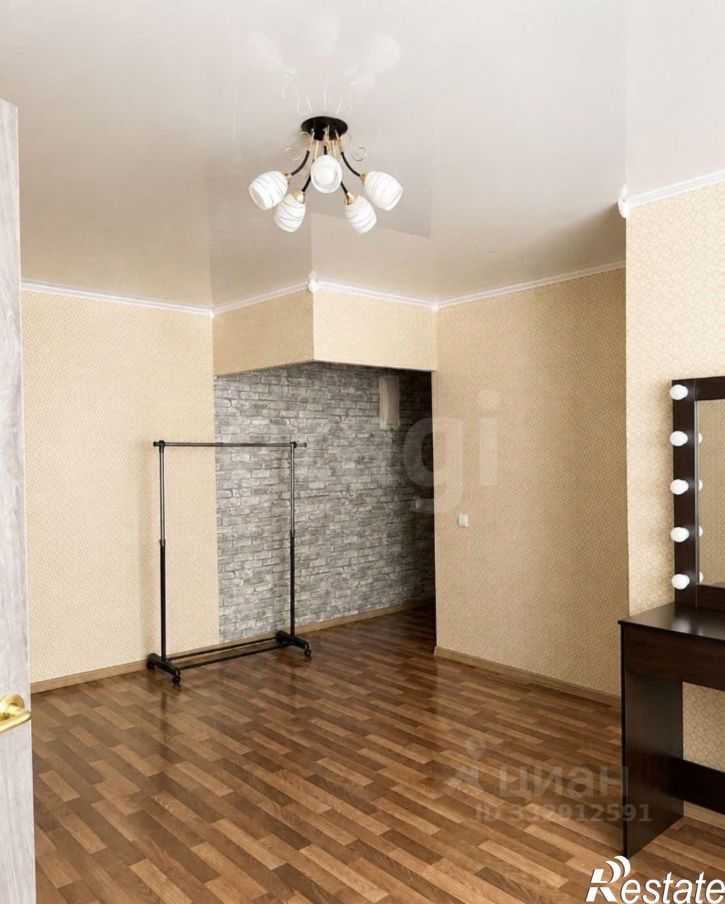 2-комн квартира ул Рихарда Зорге, 32/3,  д. 32/3