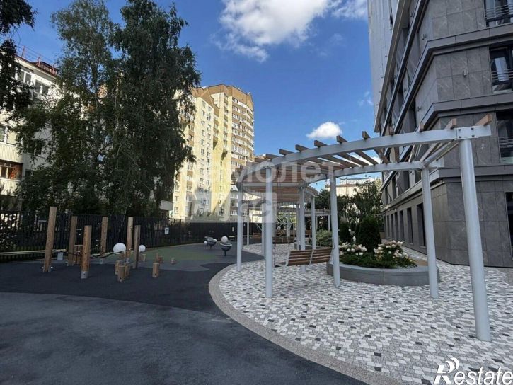 2-комн квартира пр-кт Октября, 31/3,  д. 31/3