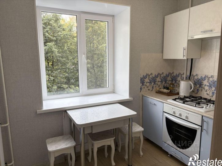 2-комн квартира пр-кт Октября, 63/5,  д. 63/5