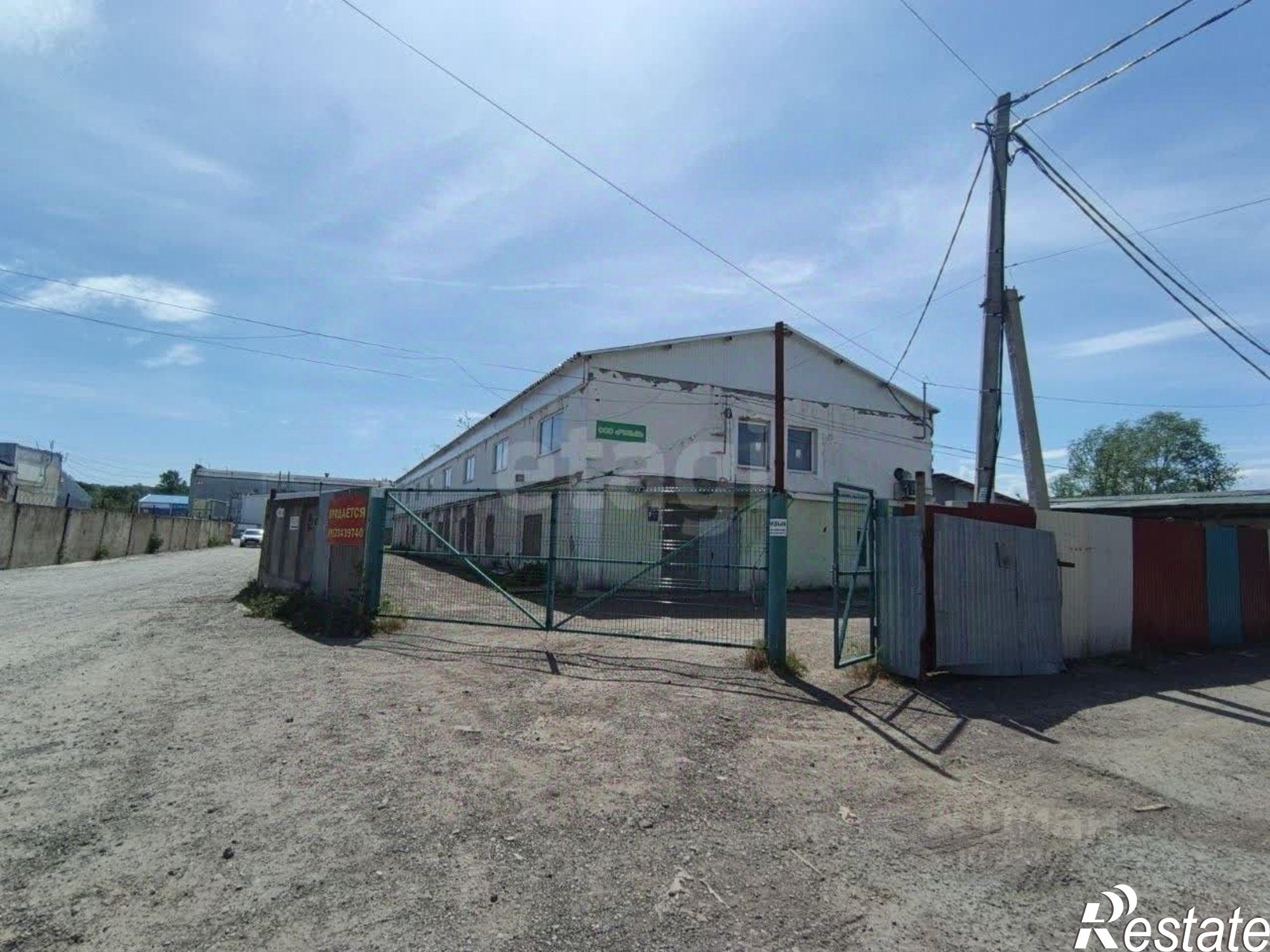 Купить торговое помещение за 36 990 400 рублей на ул им. Фронтовых бригад, 10/2