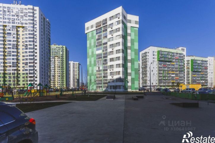 2-комн квартира ул Евгения Столярова, 6а,  д. 6а