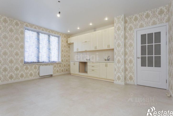 2-комн квартира ул Евгения Столярова, 6а,  д. 6а