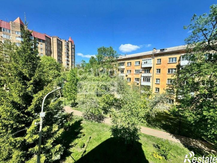 4-комн квартира ул Коммунистическая, 75,  д. 75