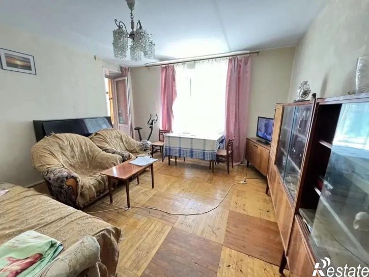 3-комн квартира улица Султанова, 24,  д. 24