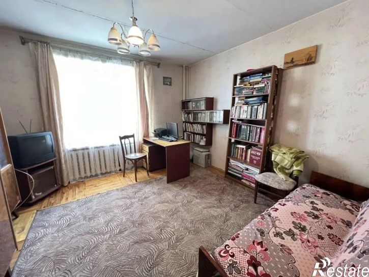 3-комн квартира улица Султанова, 24,  д. 24