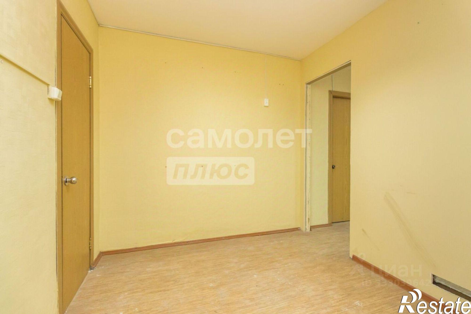 Купить торговое помещение за 8 138 260 рублей на ул Генерала Горбатова, 7