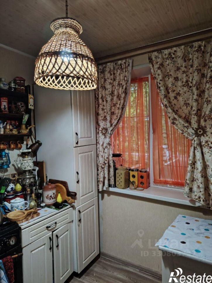 2-комн квартира ул Нежинская, 16,  д. 16