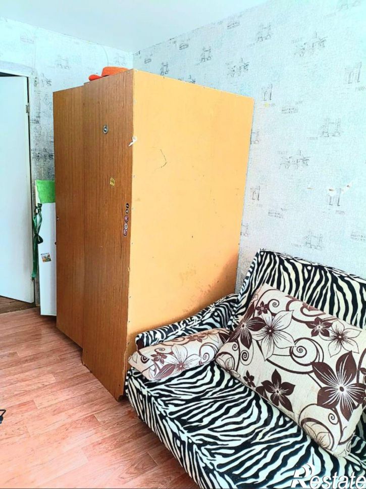 Комната пр-кт Октября, 111/2,  д. 111/2