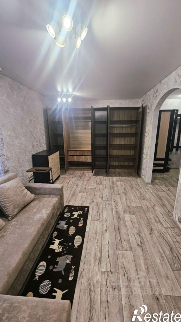 1-комн квартира ул Братьев Кадомцевых, 10,  д. 10