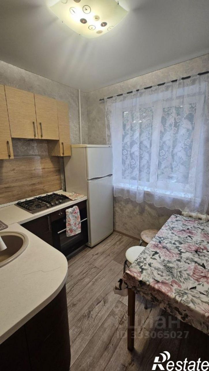 1-комн квартира ул Братьев Кадомцевых, 10,  д. 10