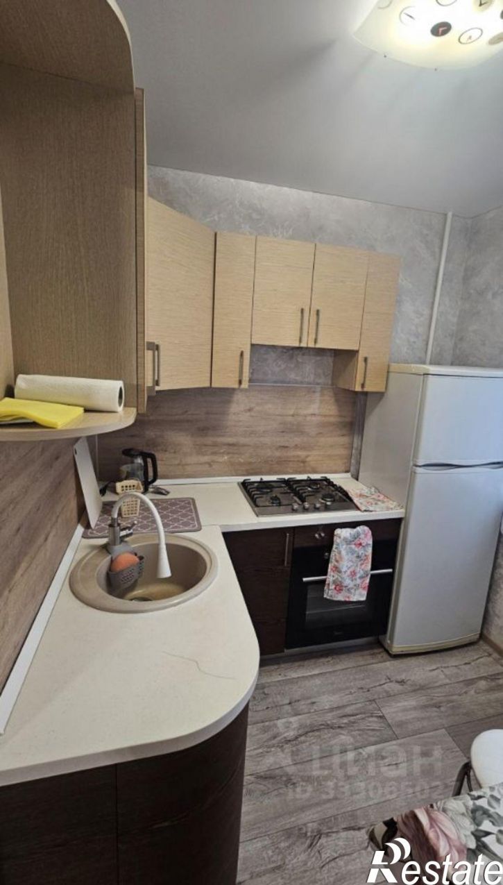1-комн квартира ул Братьев Кадомцевых, 10,  д. 10