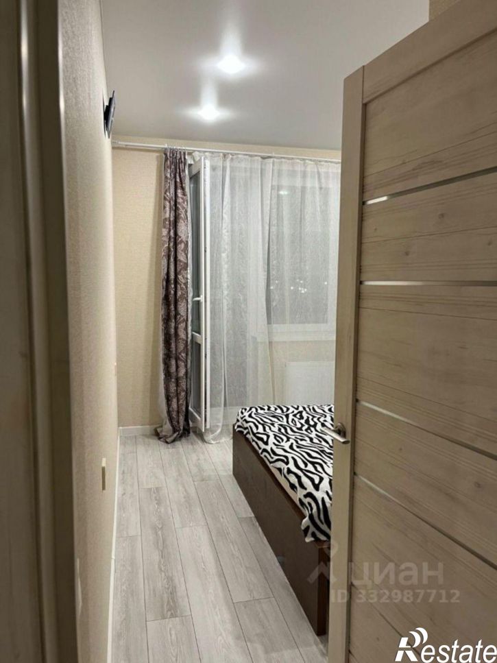 2-комн квартира Яркий б-р, 5,  д. 5