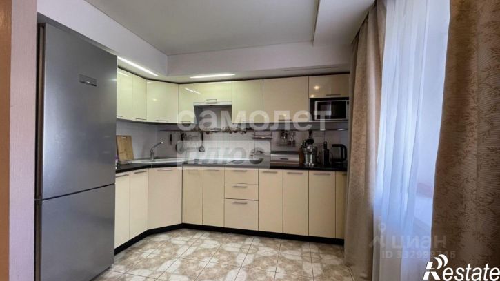 3-комн квартира ул 8 Марта, 19,  д. 19