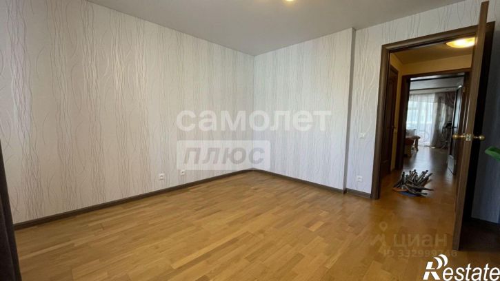 3-комн квартира ул 8 Марта, 19,  д. 19