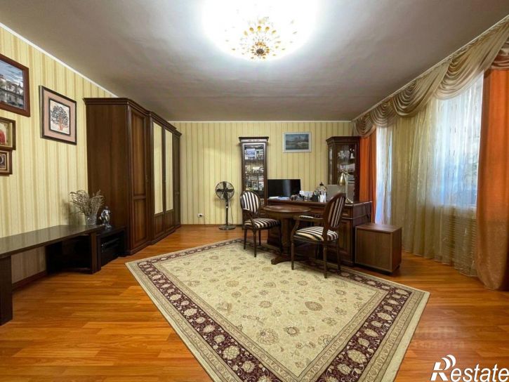 3-комн квартира Дуванский б-р, 30,  д. 30