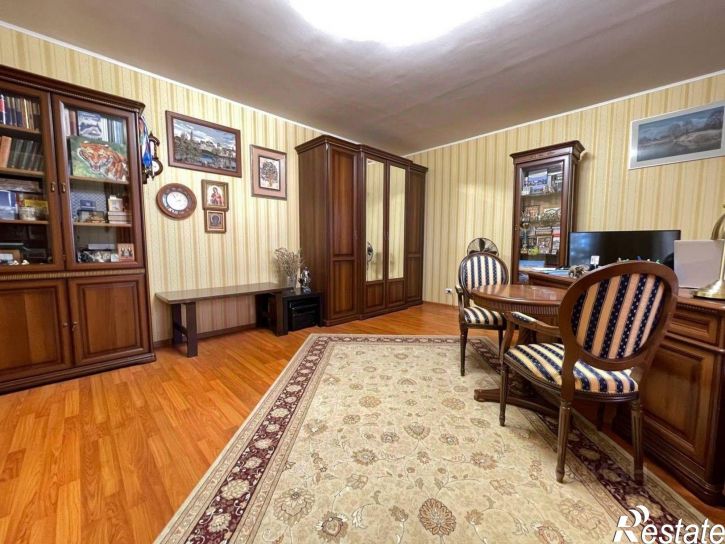 3-комн квартира Дуванский б-р, 30,  д. 30