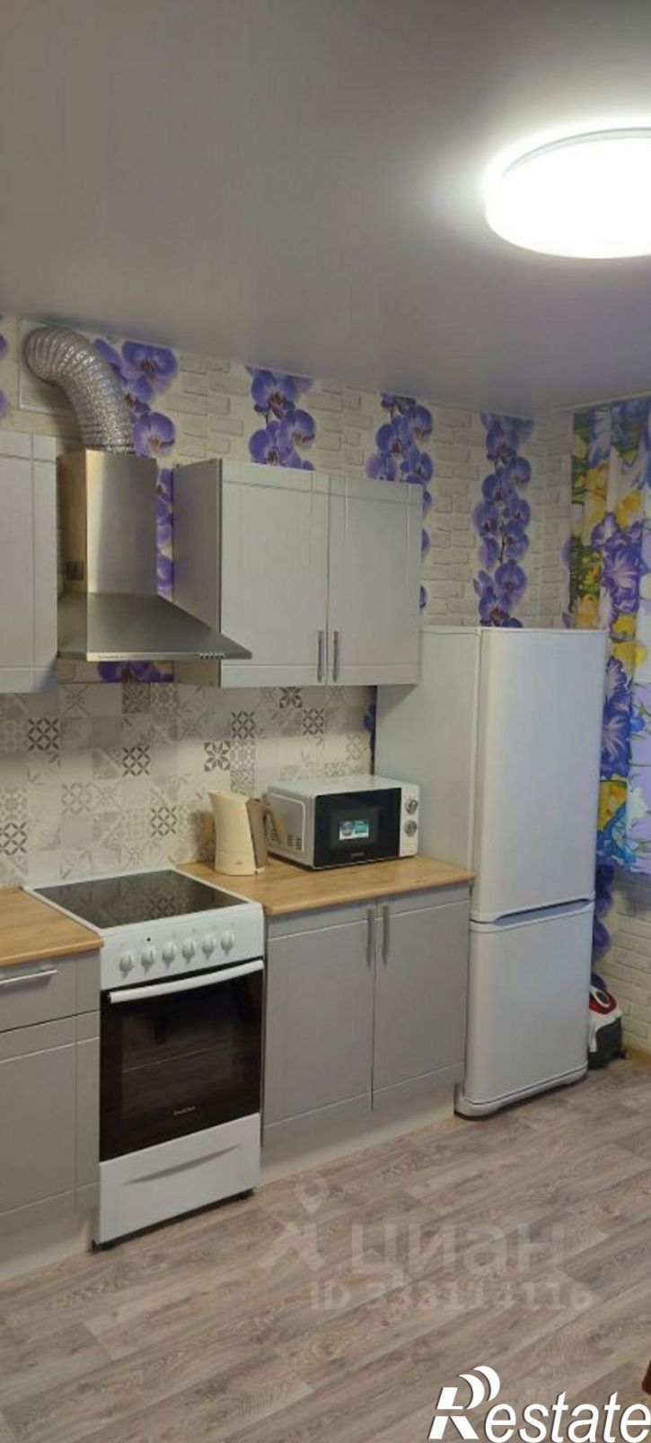 1-комн квартира ул Генерала Ишбулатова, 8,  д. 8