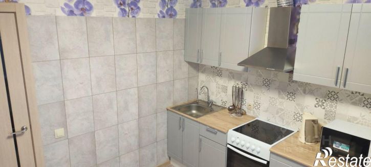 1-комн квартира ул Генерала Ишбулатова, 8,  д. 8