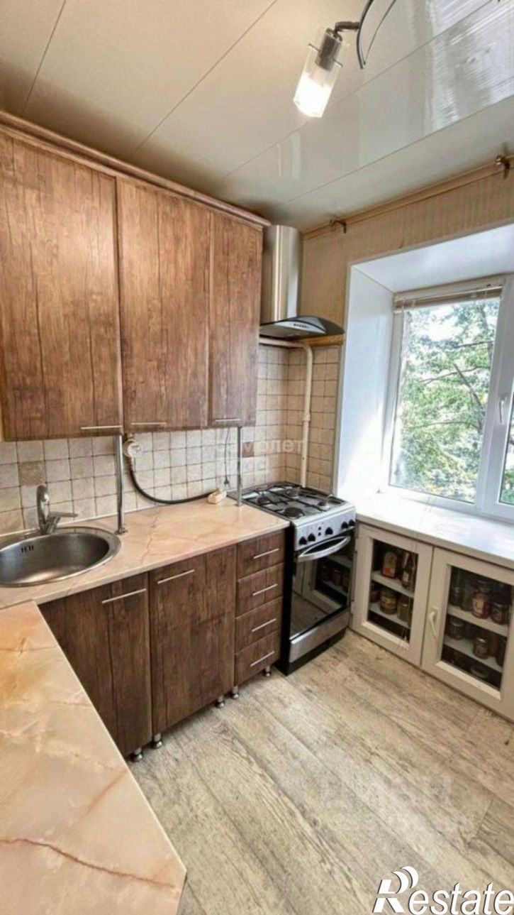 2-комн квартира ул Ульяновых, 21,  д. 21