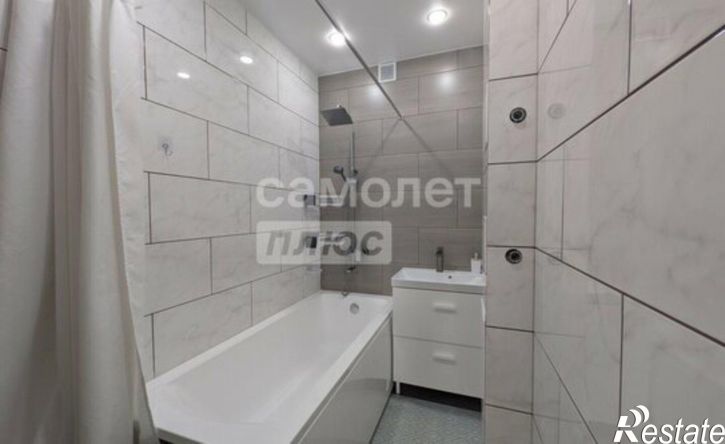 3-комн квартира ул Ярмарочная, 15,  д. 15