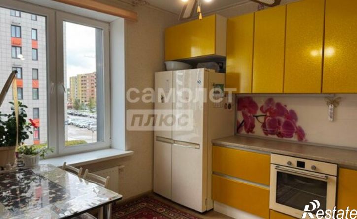 3-комн квартира ул Академика Сулейманова, 12,  д. 12