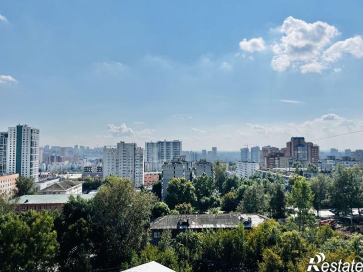 2-комн квартира ул Владивостокская, 11/1,  д. 11/1