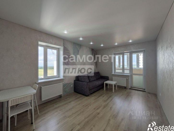 3-комн квартира ул Ярмарочная, 15,  д. 15