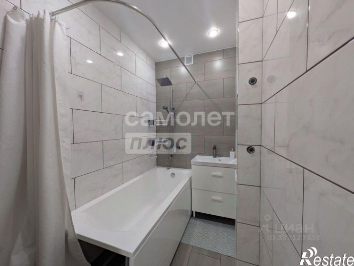 3-комн квартира ул Ярмарочная, 15,  д. 15