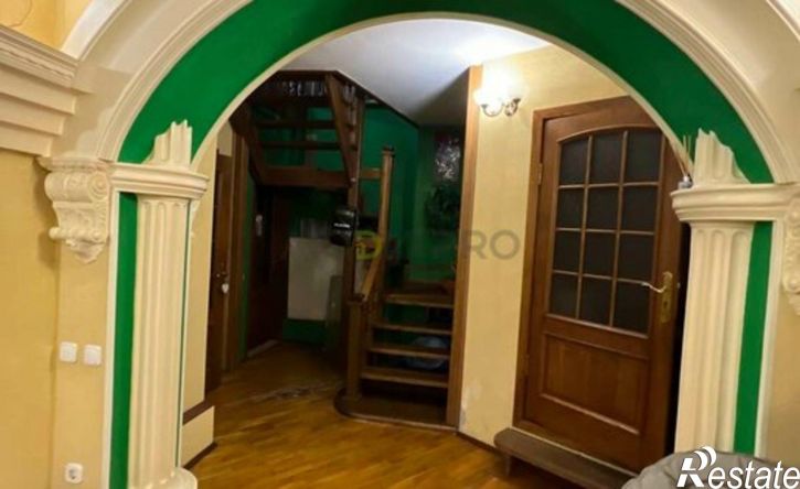 6-комн квартира ул Ульяновых, 37,  д. 37
