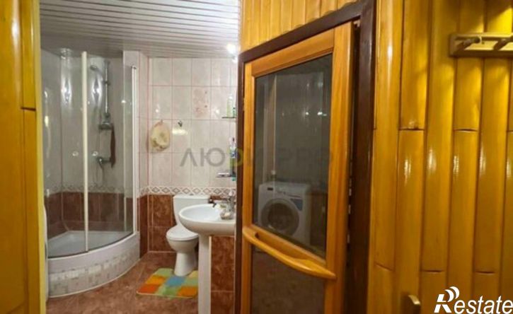 6-комн квартира ул Ульяновых, 37,  д. 37