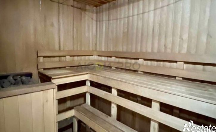 6-комн квартира ул Ульяновых, 37,  д. 37