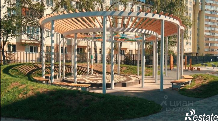 4-комн квартира в новом доме ул Братьев Кадомцевых, 15,  д. 15