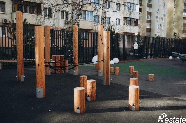 4-комн квартира в новом доме ул Братьев Кадомцевых, 15,  д. 15