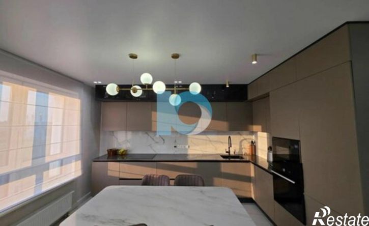 4-комн квартира ул Бехтерева, 10,  д. 10