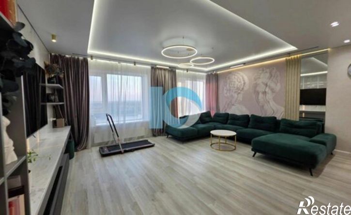 4-комн квартира ул Бехтерева, 10,  д. 10