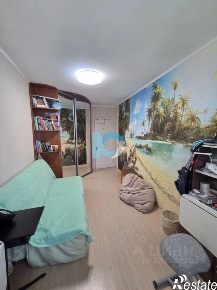 4-комн квартира Дуванский б-р, 28,  д. 28