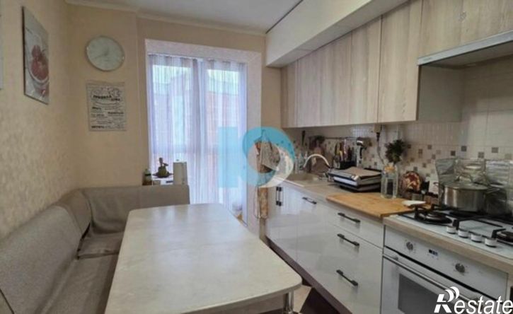 4-комн квартира Дуванский б-р, 28,  д. 28