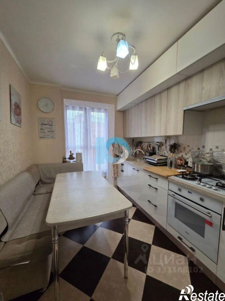 4-комн квартира Дуванский б-р, 28,  д. 28