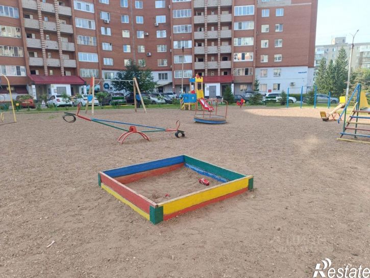 3-комн квартира ул Лесотехникума, 26/2,  д. 26/2