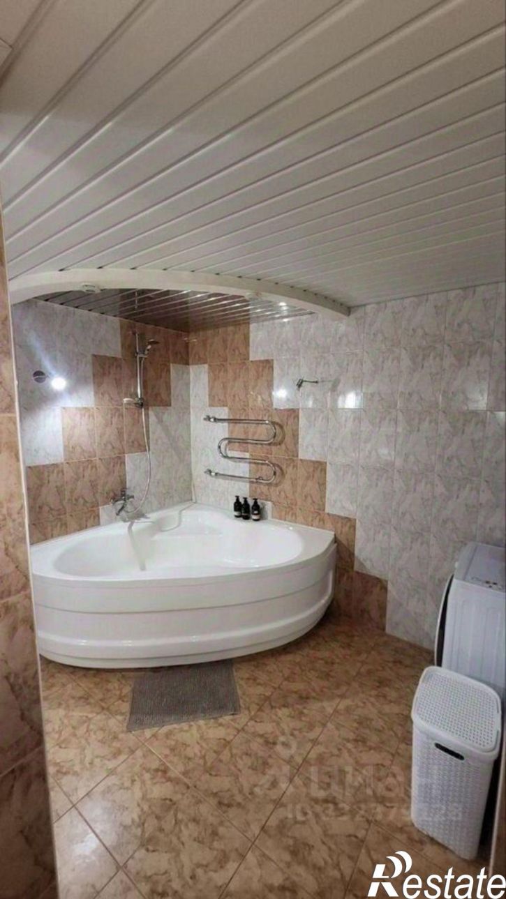 2-комн квартира ул Адмирала Макарова, 22 1,  д. 22 1,  к. 1