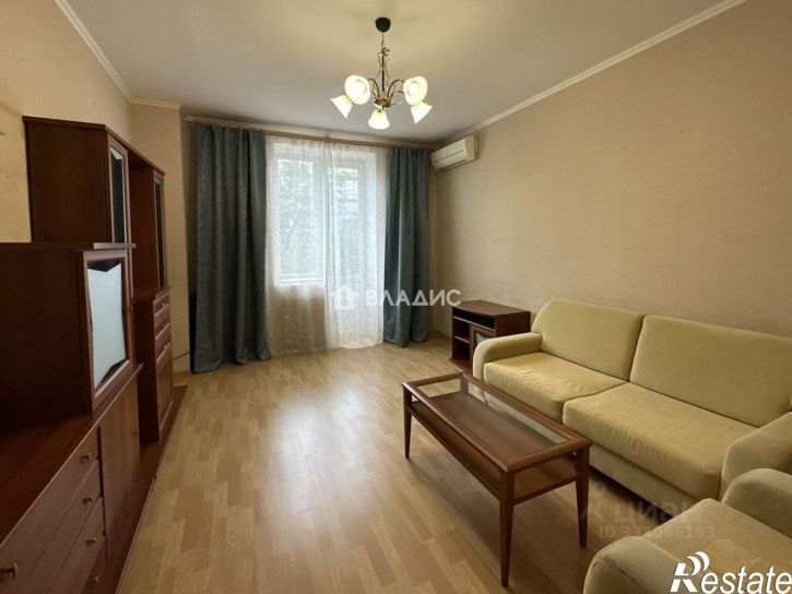 3-комн квартира пр-кт Октября, 9,  д. 9