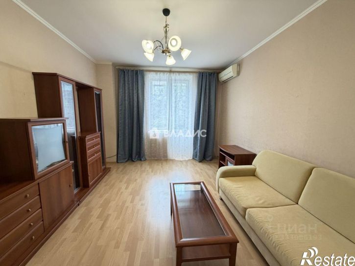 3-комн квартира пр-кт Октября, 9,  д. 9