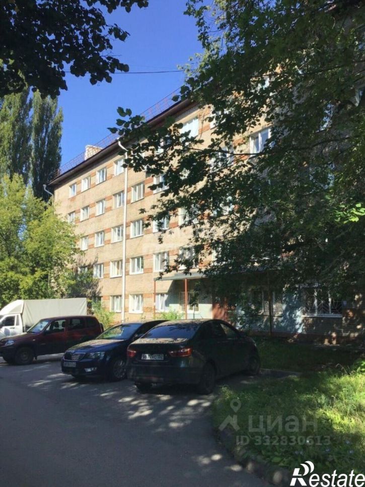 Комната б-р Славы, 15,  д. 15