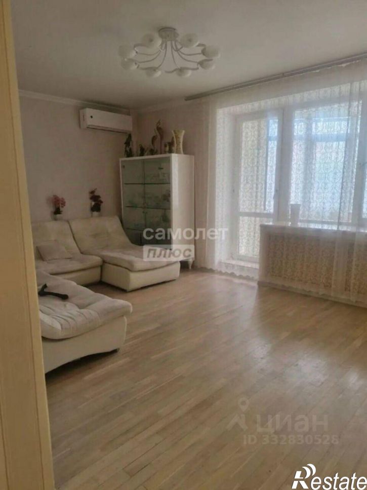 3-комн квартира ул Братьев Кадомцевых, 12/2,  д. 12/2