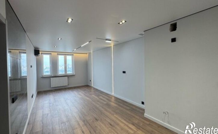 4-комн квартира ул Заводская, 15/3,  д. 15/3