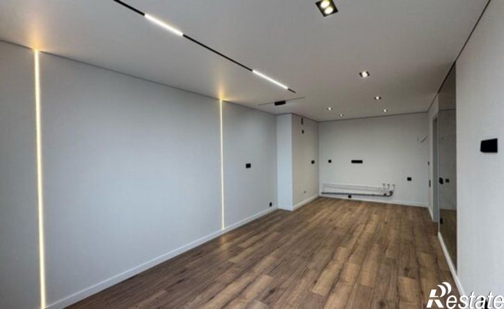 4-комн квартира ул Заводская, 15/3,  д. 15/3